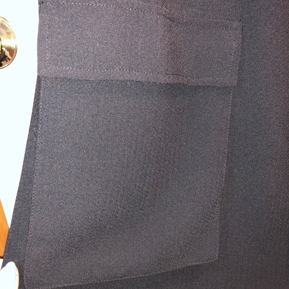 Editorial Black Oversized Dress - Picture 5 of 6